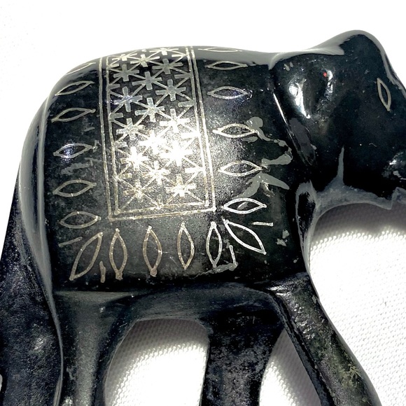 Bidriware Silver Inlay Elephant Souvenir - Picture 6 of 7